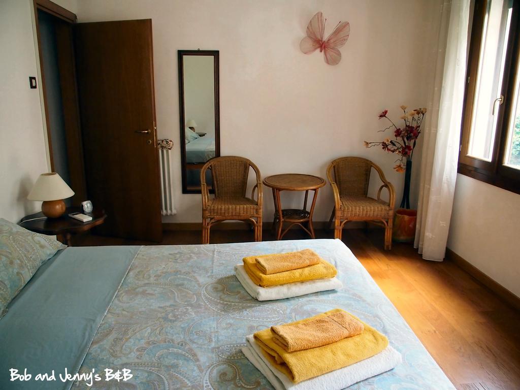 Bob And Jenny'S B&B Vicenza Szoba fotó
